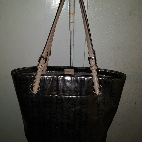 Metallic Michael Kors bag - Picture 5 of 6